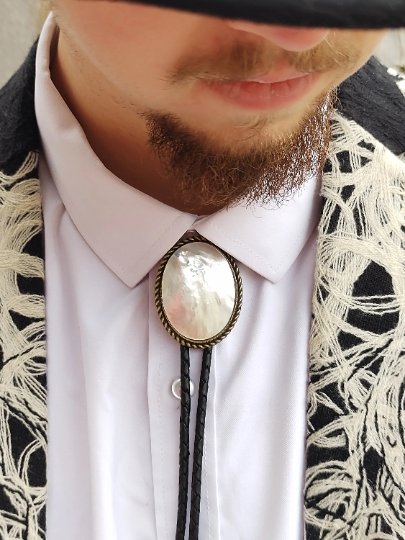 Bolo Tie with Mother of Pearl in Classic Rope Twist Setting Men or Women - Folks On The Edge