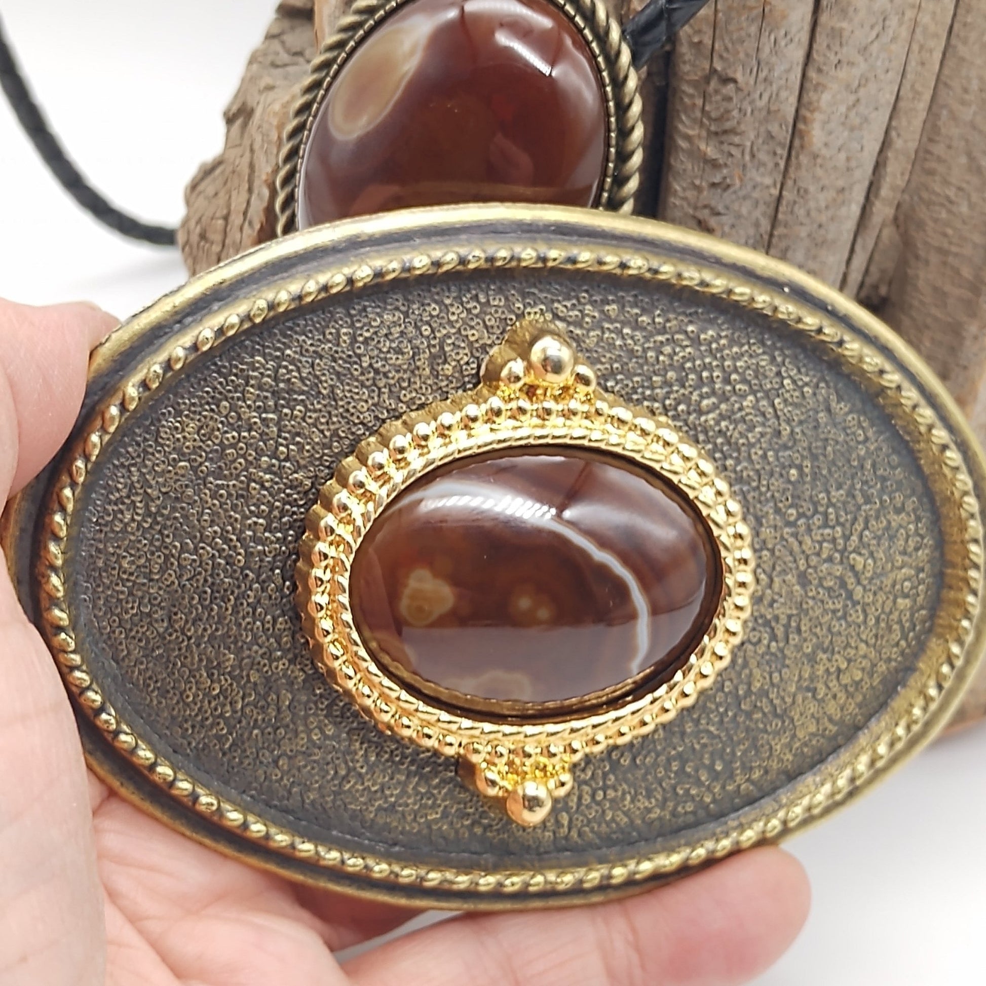 Matching Brown Banded Agate Bolo Tie & Belt Buckle Gold Tone Set - Folks On The Edge