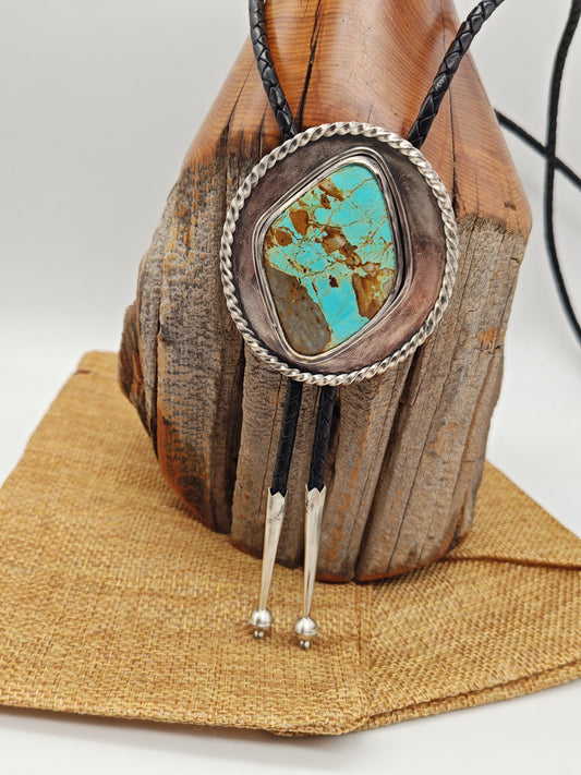 Big Kingman Turquoise Sterling Silver Oval Bolo Tie