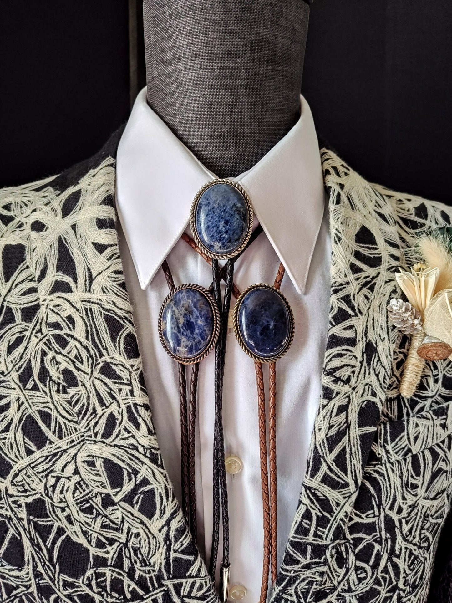 Bolo Tie with Blue Sodalite in Classic Rope Twist Gold, Silver or Copper - Folks On The Edge