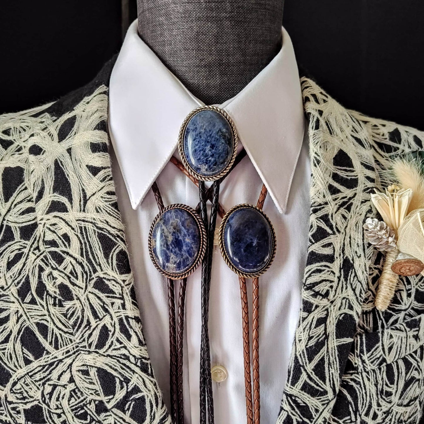 Bolo Tie with Blue Sodalite in Classic Rope Twist Gold, Silver or Copper - Folks On The Edge