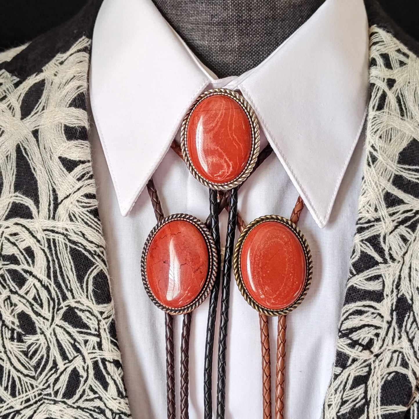 Bolo Tie with Red Jasper in Classic Rope Twist Gold, Silver or Copper - Folks On The Edge