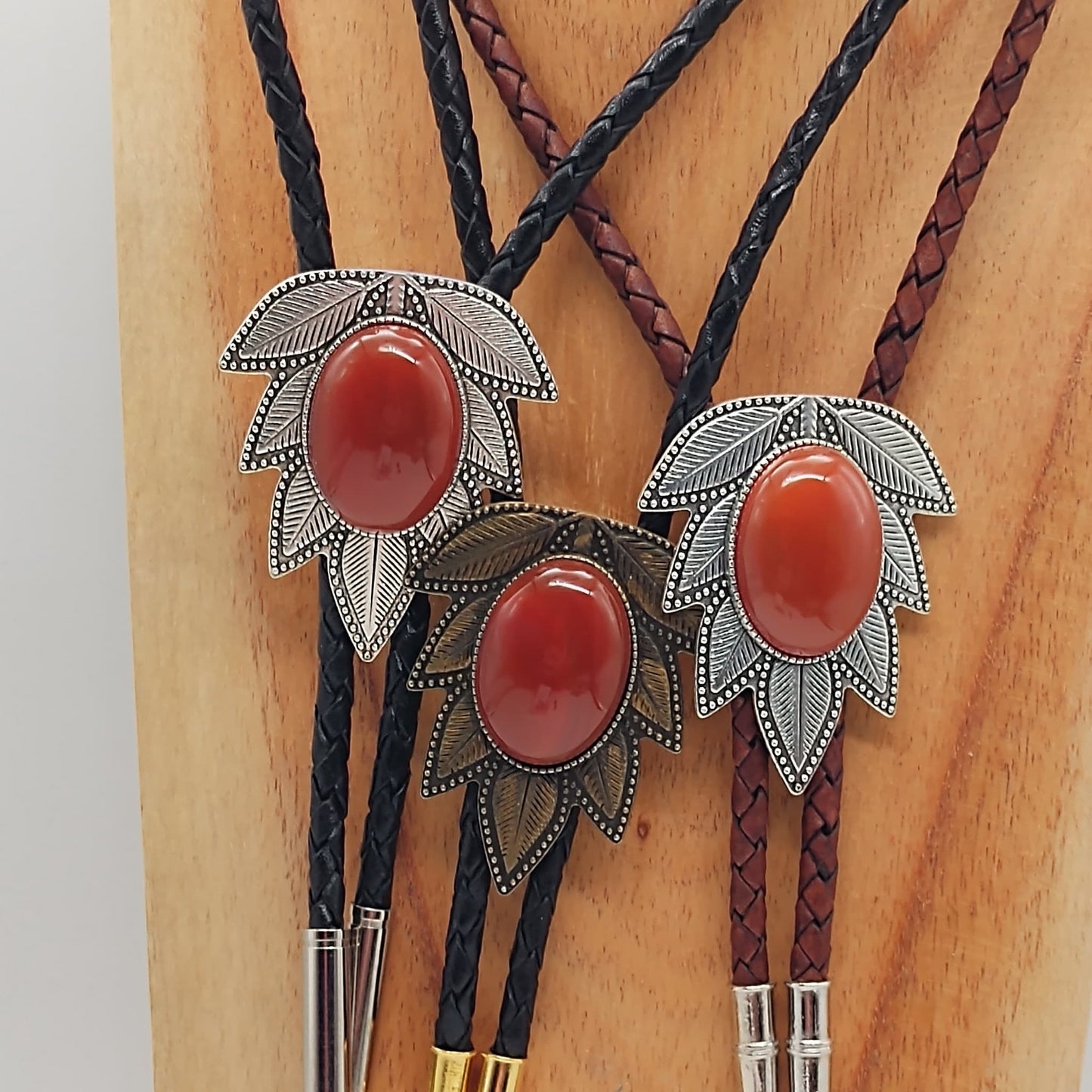 Carnelian Agate Bolo Tie in Wisteria Setting Silver or Gold - Folks On The Edge