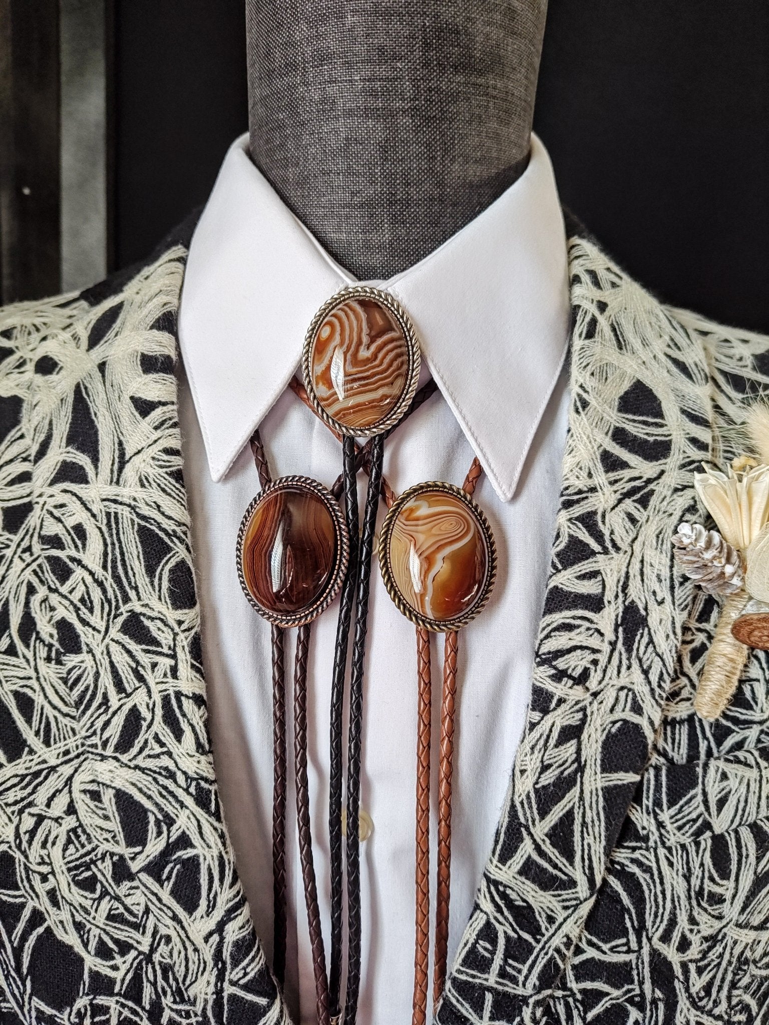 Rope Twist Bolo Tie with Black Banded Agate Stone in Gold, Silver or Copper Setting - Folks On The Edge