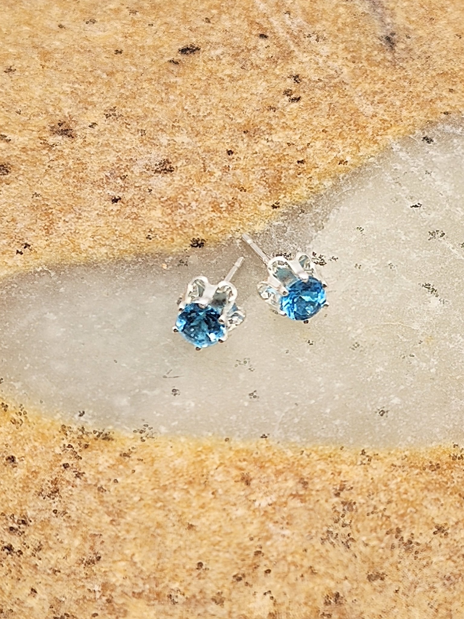 Sparkle Blue Swiss Topaz Sterling Silver Stud Earrings in 4mm - Folks On The Edge